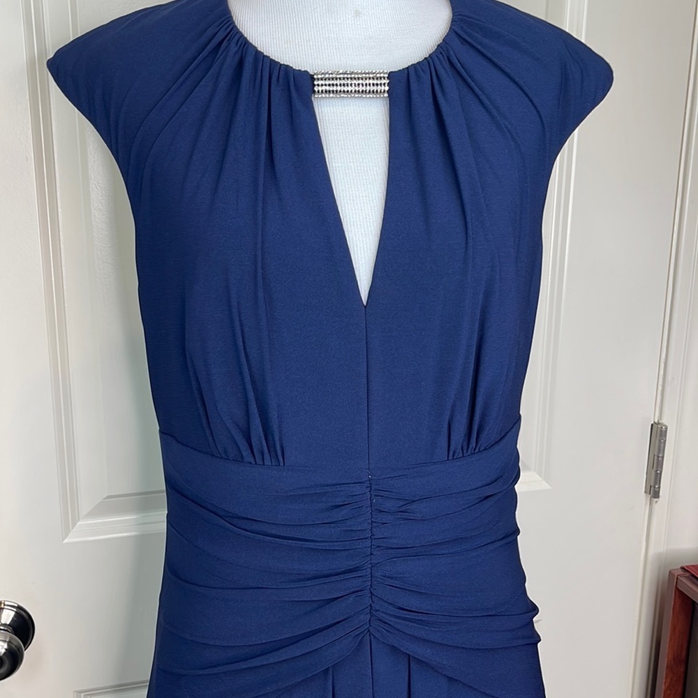 Vince Camuto Navy Blue Maxi Dress with Ruched Waist - Picture 2 of 16